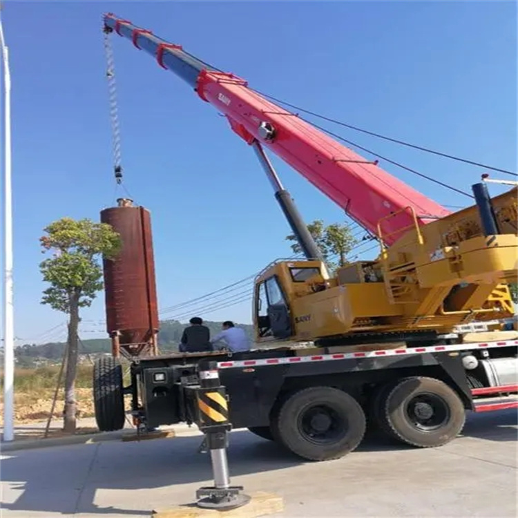 万载县专业吊车租赁多少钱